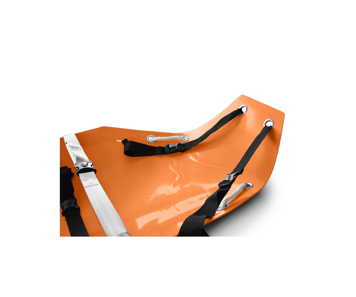 69845b75c3d73_zblizenie-na-nosze-sked