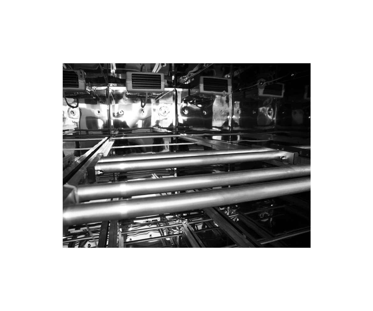 srodek-komory-chlodniczej-na-zwloki